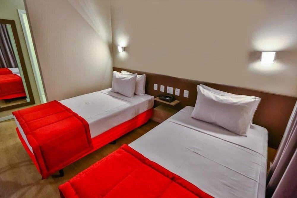 Summit Suites Hotel Pindamonhangaba Exteriér fotografie